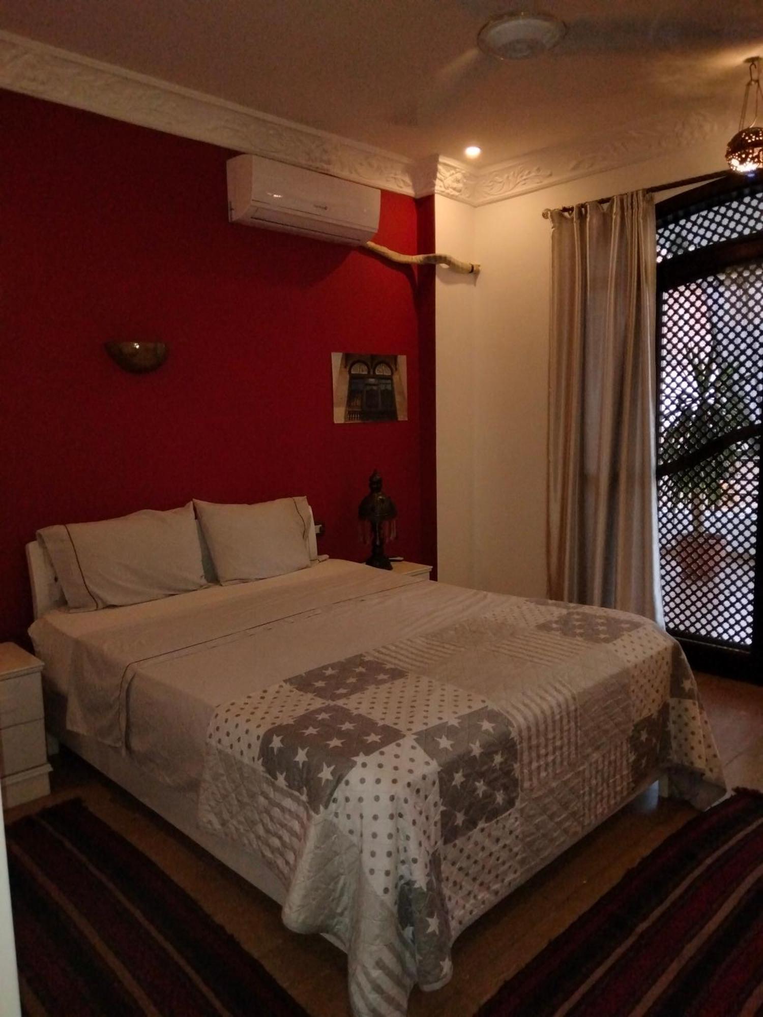 Villa Quiet Place Luxor Bagian luar foto